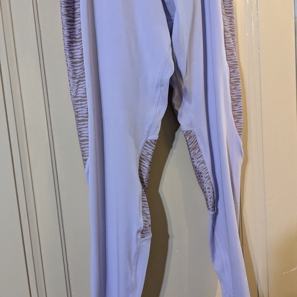 Reeboks leggings - Picture 3 of 3